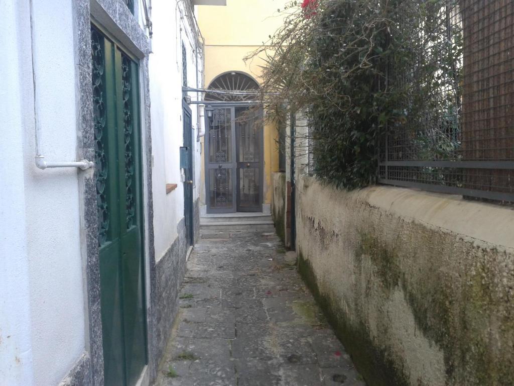 Buonanotte & Buongiorno Guesthouse Napoli Bagian luar foto